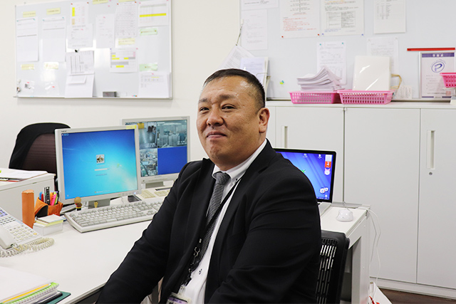センター長の平松さん