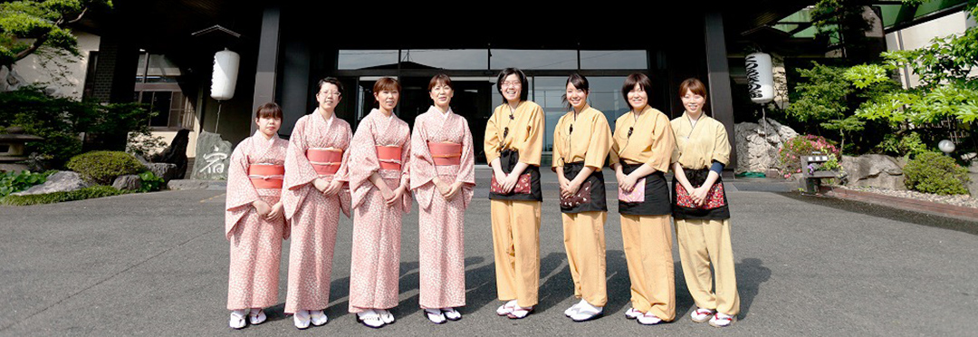 株式会社泰泉閣 外国人スタッフのみなさん