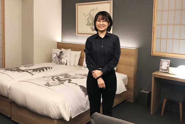 中国籍スタッフのオウ インタクさん