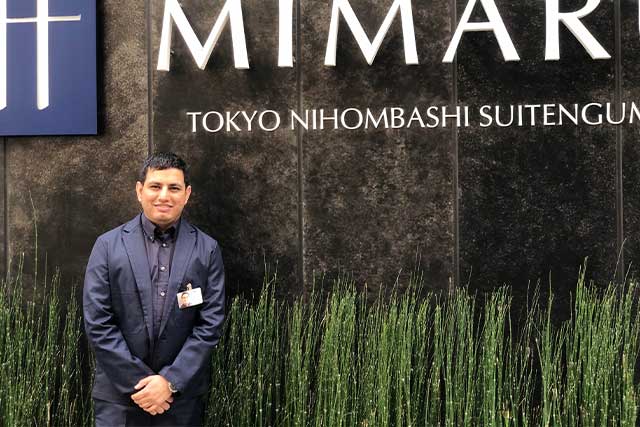 ネパール籍スタッフのダマラ ラビンドラ プラサドさん