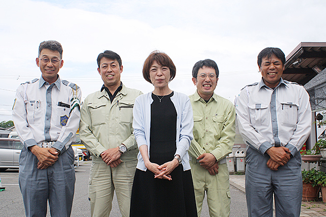 有限会社ブルーロード警備のスタッフの方々